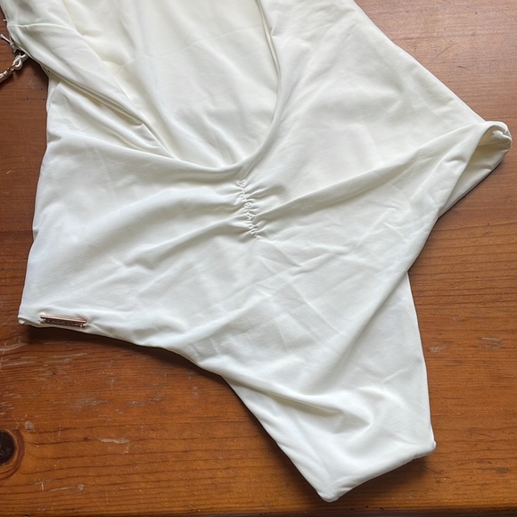 Swimsuit - Picture 4 of 6